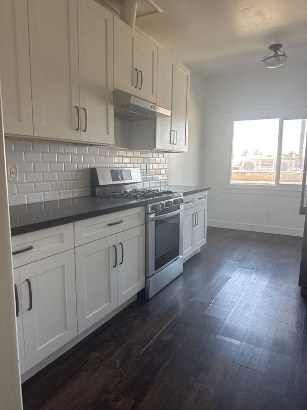 Building Photo - 4572 W Adams Blvd Rental