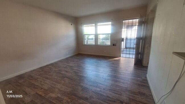 Photo - 4037 Unit 028