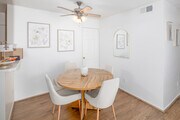 2BR, 2BA - 580SF - Dining Room - Riverpark