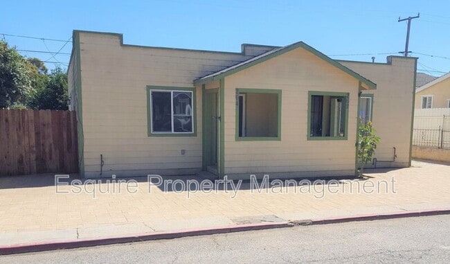 Building Photo - 264 Franklin Ln
