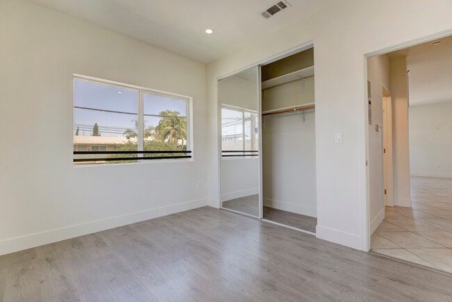 Photo - 6821 Agnes Ave