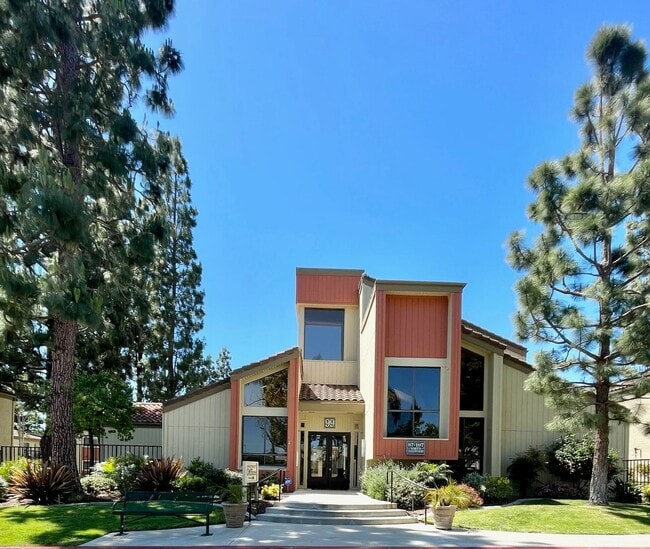 Photo - Ashwood Gardens