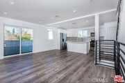 Photo - 10916 Hesby St