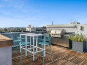 Rooftop Dining - Empire at Kings Apartments