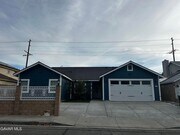 Photo - 3838 Balmont St