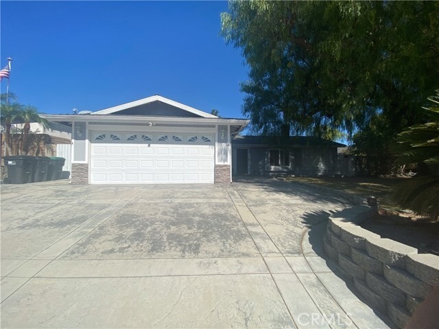 Building Photo - 3402 Bayberry Dr Rental