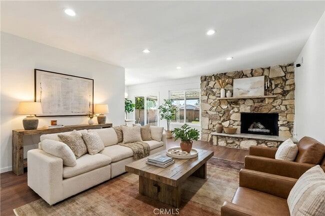 Photo - 7425 Garden Grove Ave