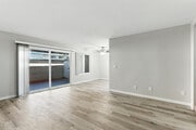 2BR, 2BA - 990 SF - Living Room - Park Terrace Apartments