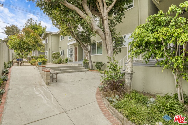 Photo - 16144 Sunset Blvd Unit 6