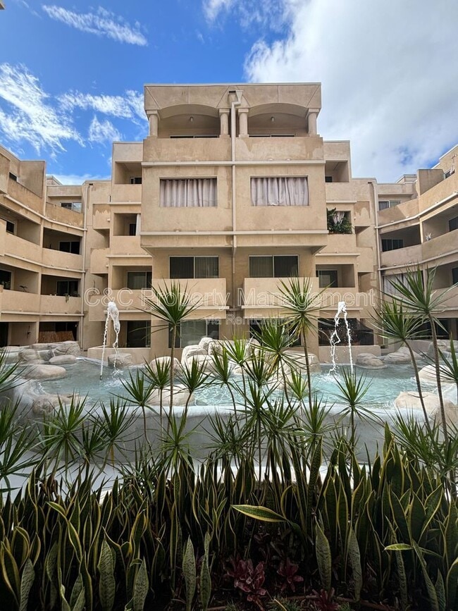 Building Photo - 535 Magnolia Ave Unit 416