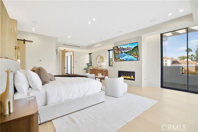 Building Photo - 5170 Amestoy Ave