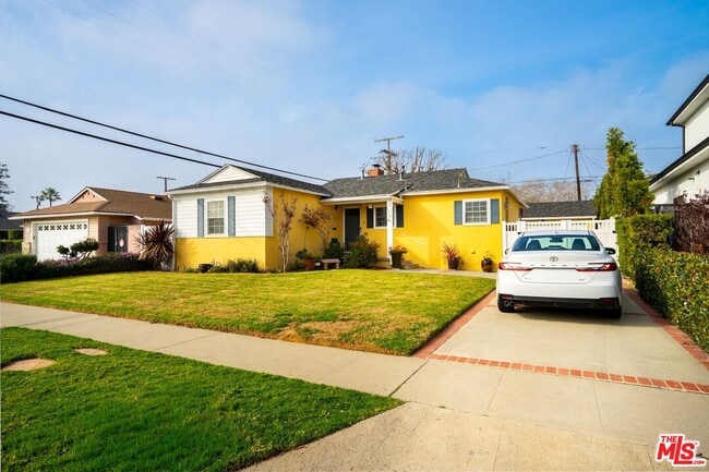 Photo - 12719 Rose Ave