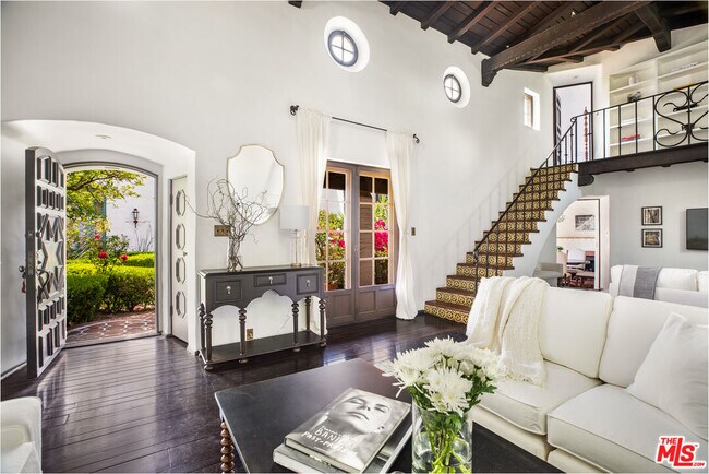 Photo - 1471 Havenhurst Dr Unit 7