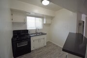 Photo - 5939 Cedros Ave Unit B