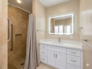 Photo - 931 Hillcrest St