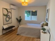 Photo - 419 S Heliotrope Ave House