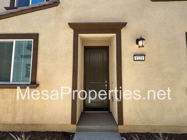 Photo - 1221 Yeager Ave