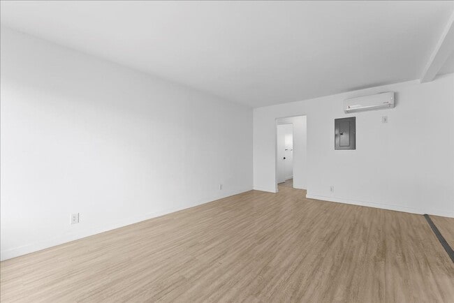 Photo - 376 N Ave 57 Unit 08