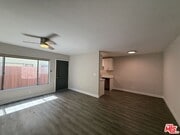 Photo - 1625 Franklin St Apartment Unit B
