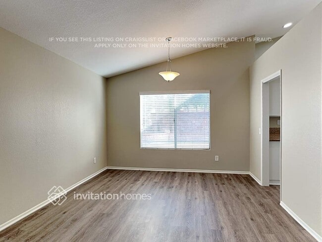 Photo - 681 N Driftwood Ave