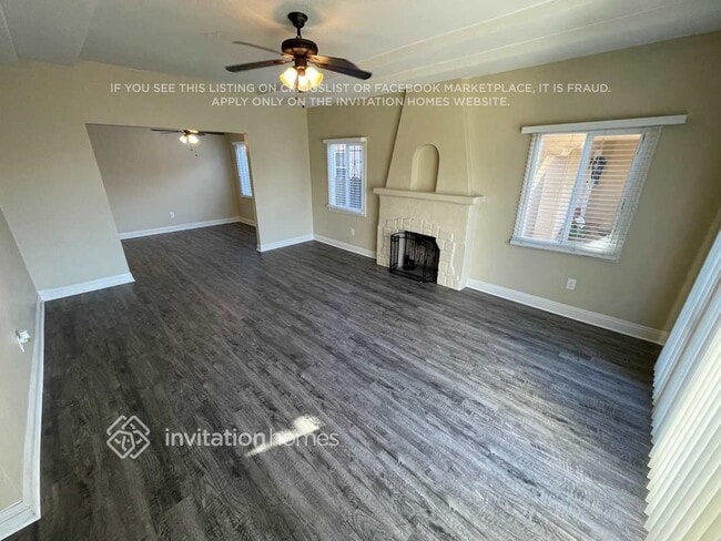 Photo - 1240 W 82nd St