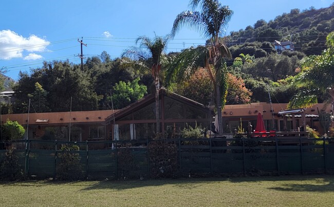 Building Photo - 9006 Old Castle Rd