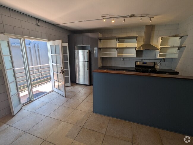 Building Photo - 3604 Alma Ave Unit B Rental