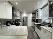 Photo - 2348 Warwick Ave