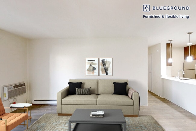 Photo - 333 1st St Unit FL3-ID10583A