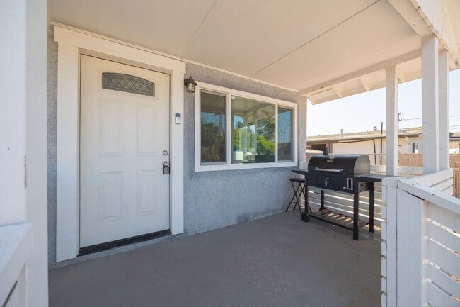 Photo - *REDUCED DEPOSIT* Spacious 3-Bedroom Upgra...