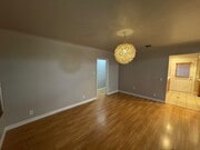 Photo - CRENSHAW 17024-17026 Unit 17024