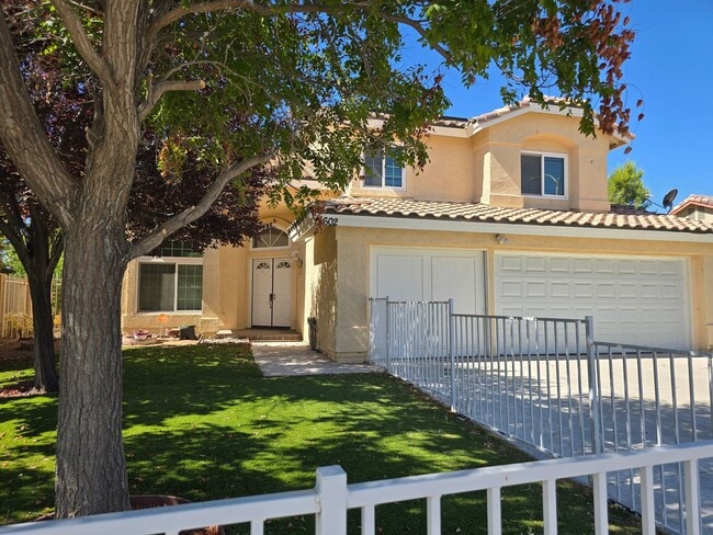 Photo - 2602 Overland Ave
