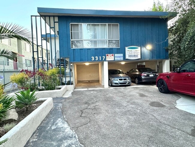 Building Photo - 3317 Keystone Av Unit 4 Rental