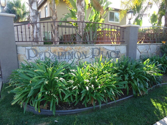 Photo - GORGEOUS TOWNHOME 3 BR, 2.5 BA, 2 CAR GARAGE