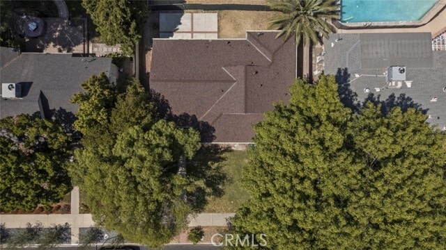 Photo - 16049 Tuba St