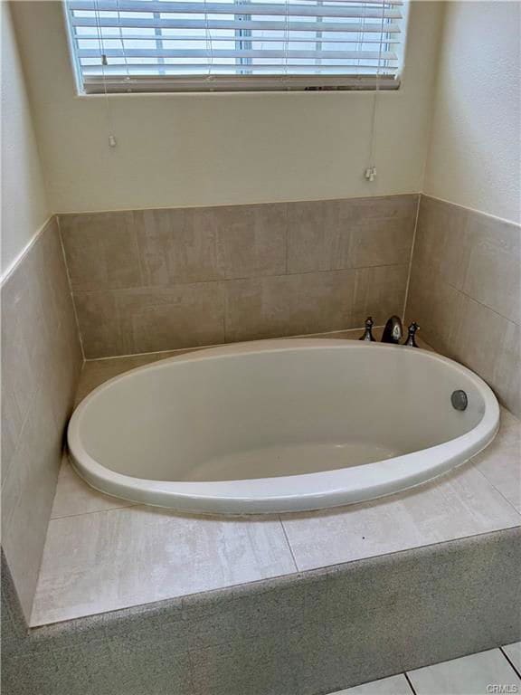 Photo - 908 Carnelian St