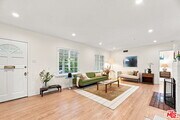 Photo - 11363 Gladwin St