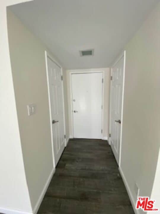 Photo - 7045 Hawthorn Ave Unit 404