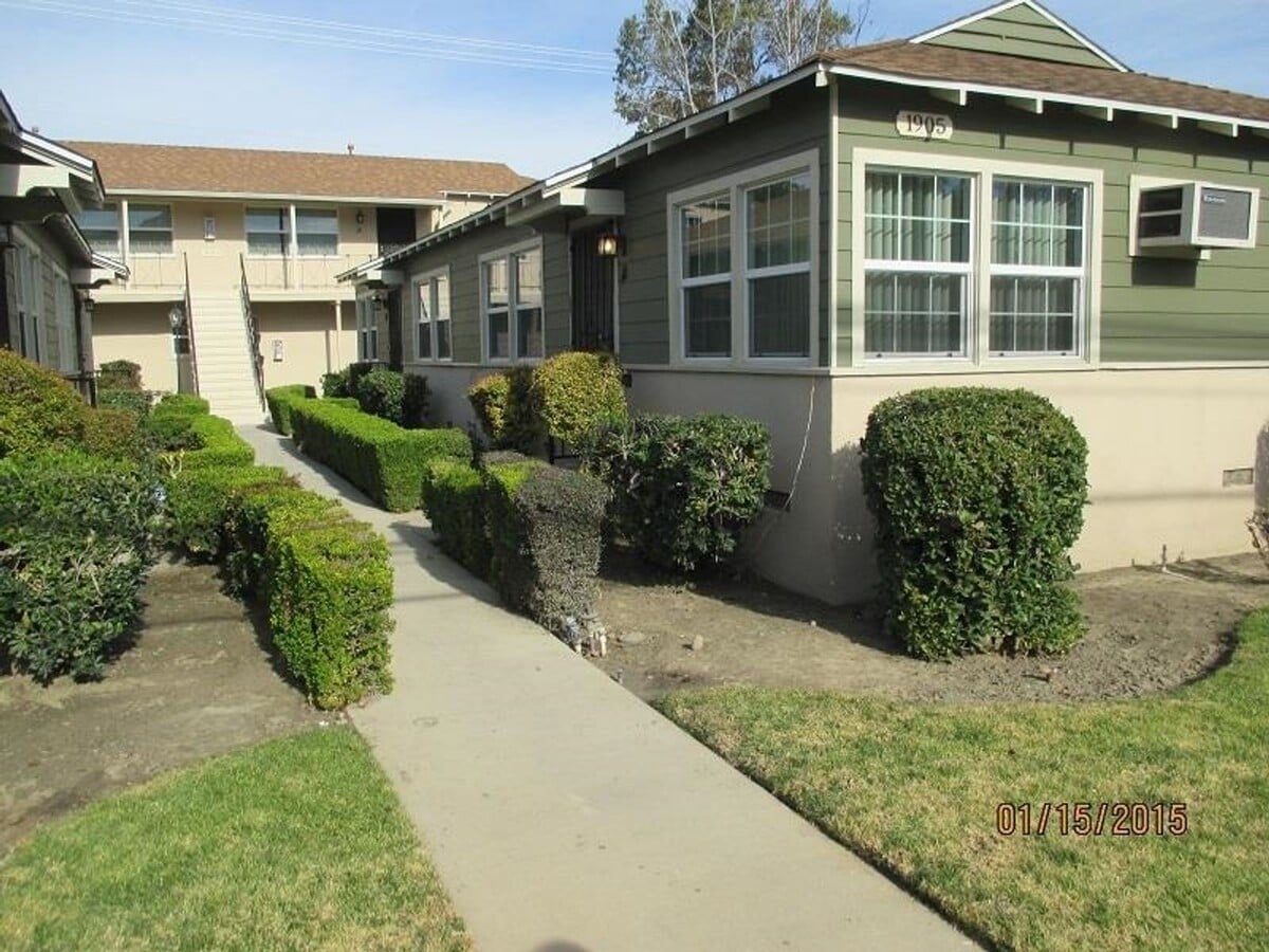 Photo - 1905-1909 W. Alameda Apartments