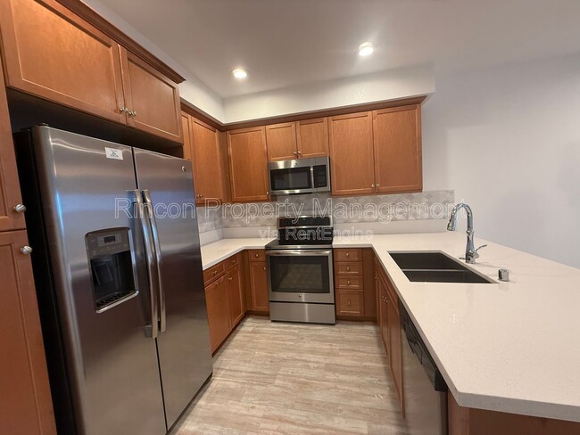 Photo - 43 Jensen Ct