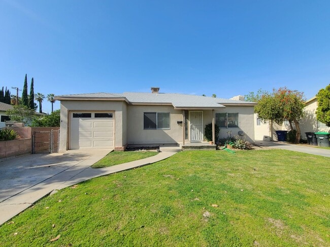 Building Photo - 25130 Starr St Unit 25130 Starr St