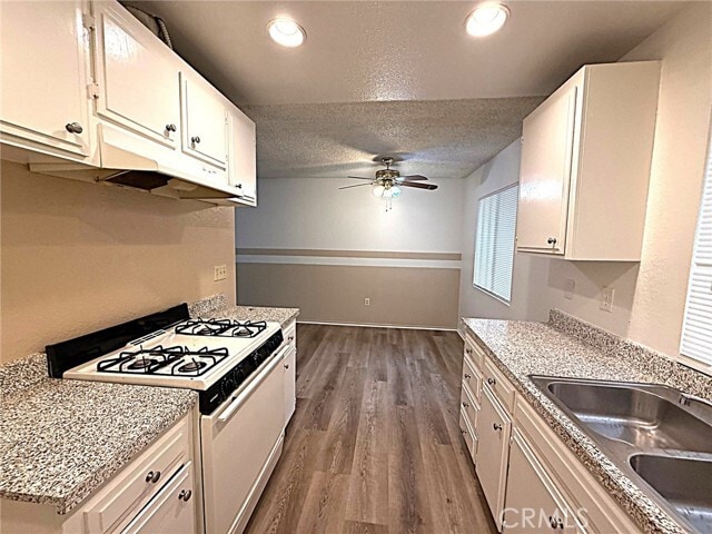 Building Photo - 418 E Blueridge Ave