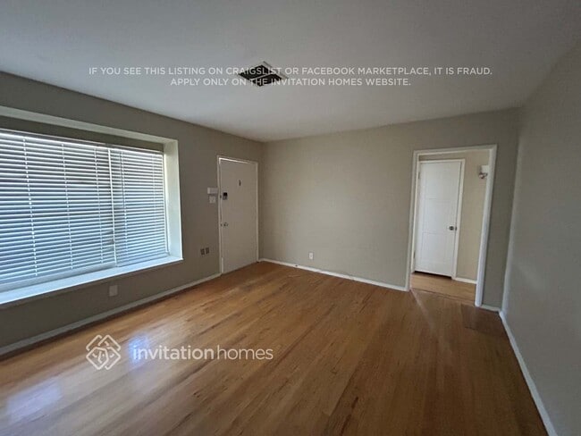 Photo - 6509 Whitman Ave