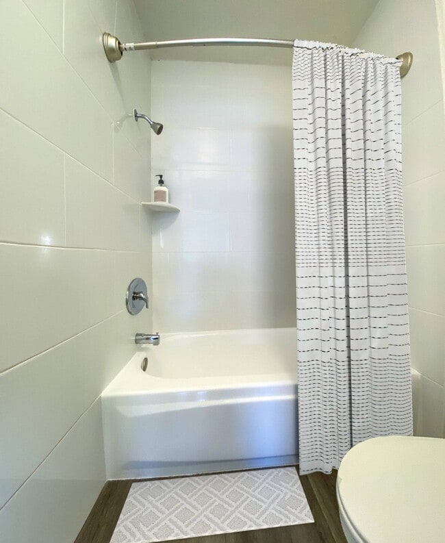 Photo - Yarmouth Apartments