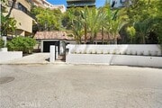 Photo - 2170 Sunset Plaza Dr House