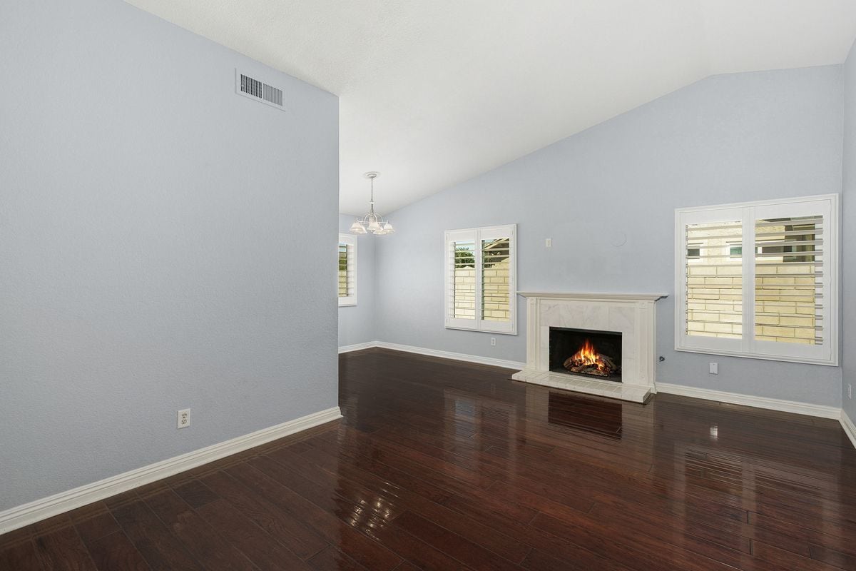 Photo - 4040 Penrod Dr