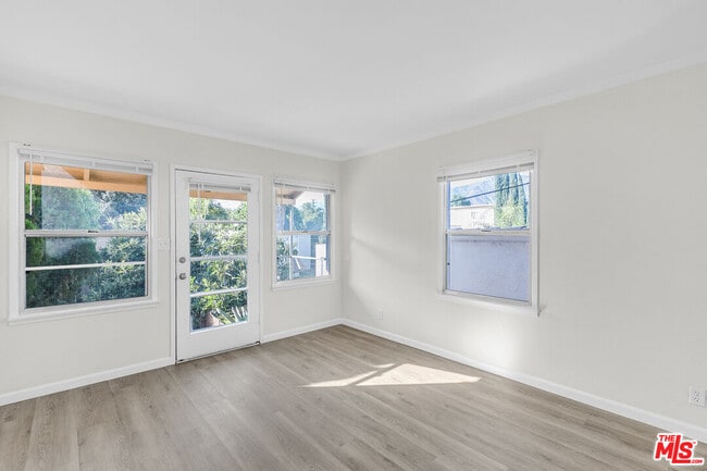 Photo - 1042 Sonora Ave Unit B