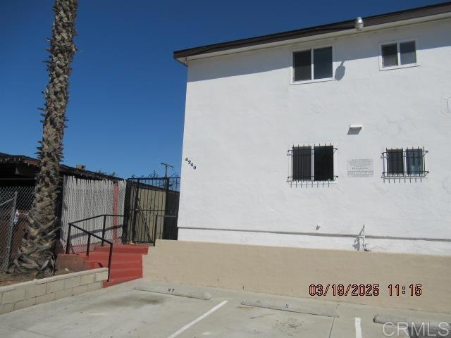Building Photo - 4240 Nordica Ave Unit 6