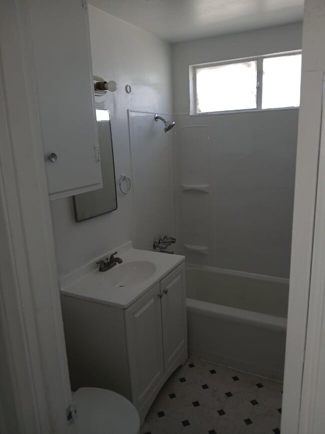 Photo - 300 Maxine Ave Unit 300