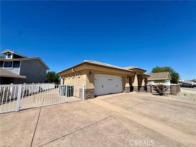 Photo - 13880 Evergreen Ln